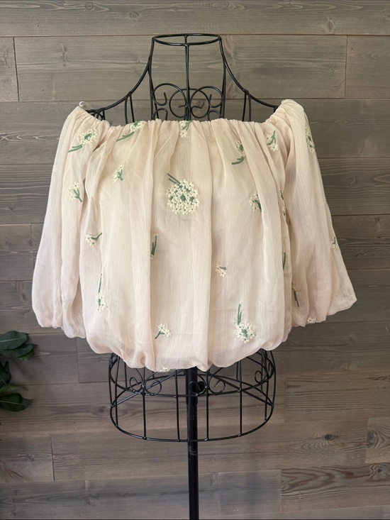 Aeom Tops - Off-Shoulder Cream Floral Embroidered Women's Top